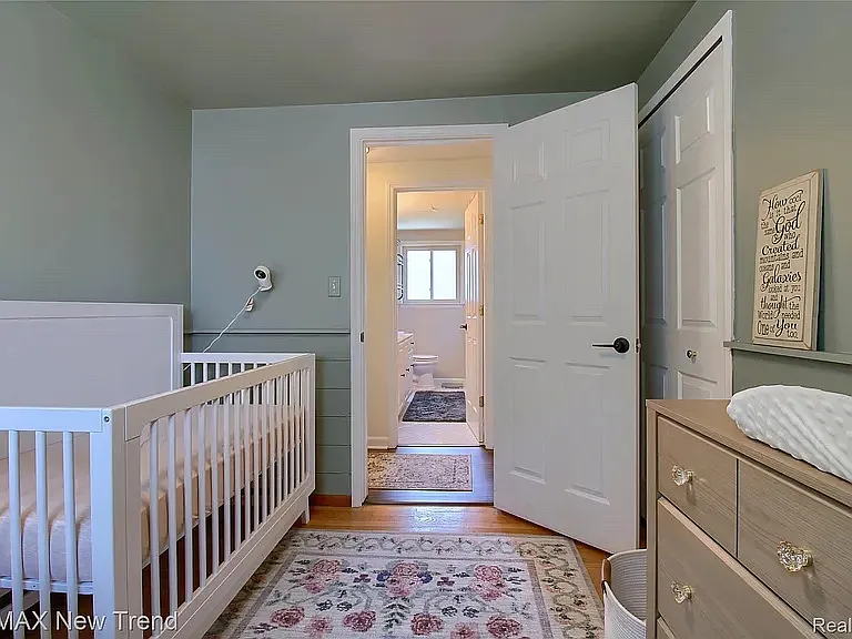 254 Harvard Ave — Photo 15