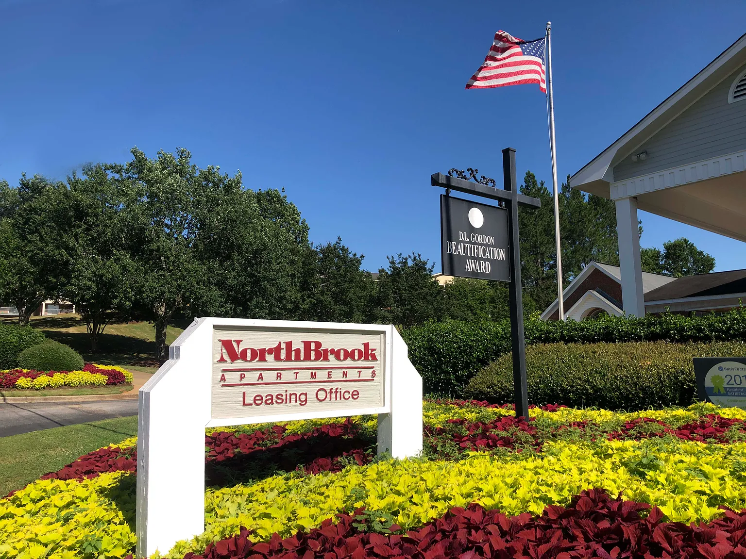 Northbrook — Photo 2