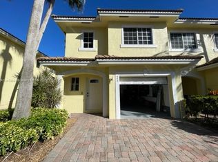 909 Imperial Lake Rd #909, West Palm Beach, FL 33413