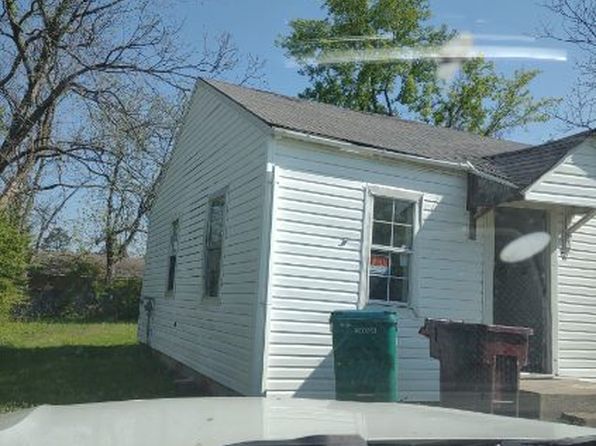 92 Watson Blvd