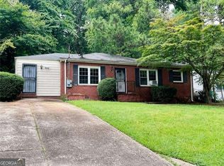 1915 Meadow Ln, Decatur, GA 30032