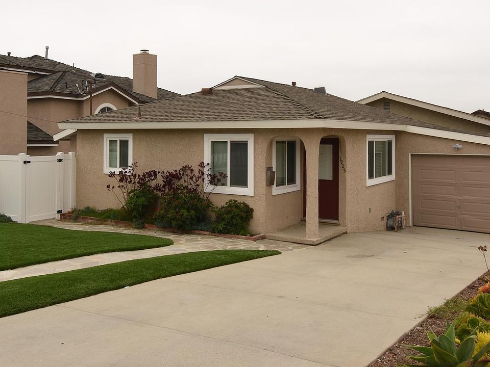 Gorgeous home with $100K in remodeling, newer: kitchen, bathrooms, flooring, roof, windows