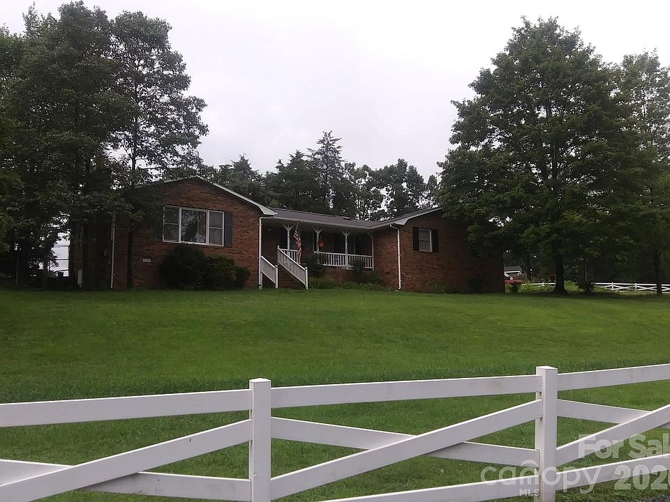 1st image of 1753 Smith Farm Rd #55