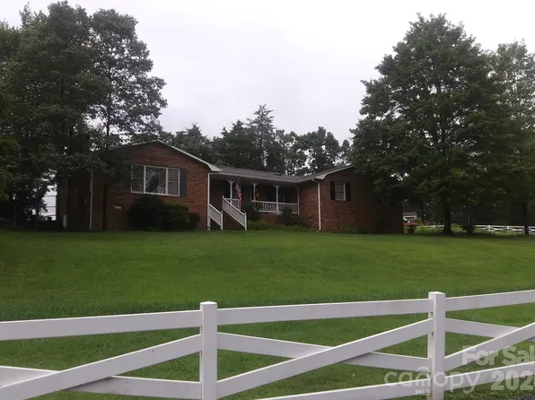 1753 Smith Farm Rd #55, Lexington, NC 27292