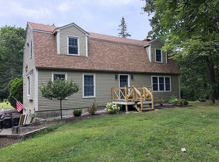 96 Pond View Dr, Auburn, NH 03032