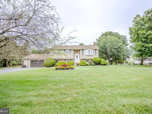 3486 Hobart Rd, Glenville, PA 17329