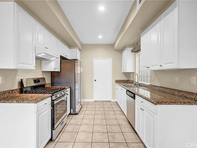 1309 Hunt Ter — Photo 11