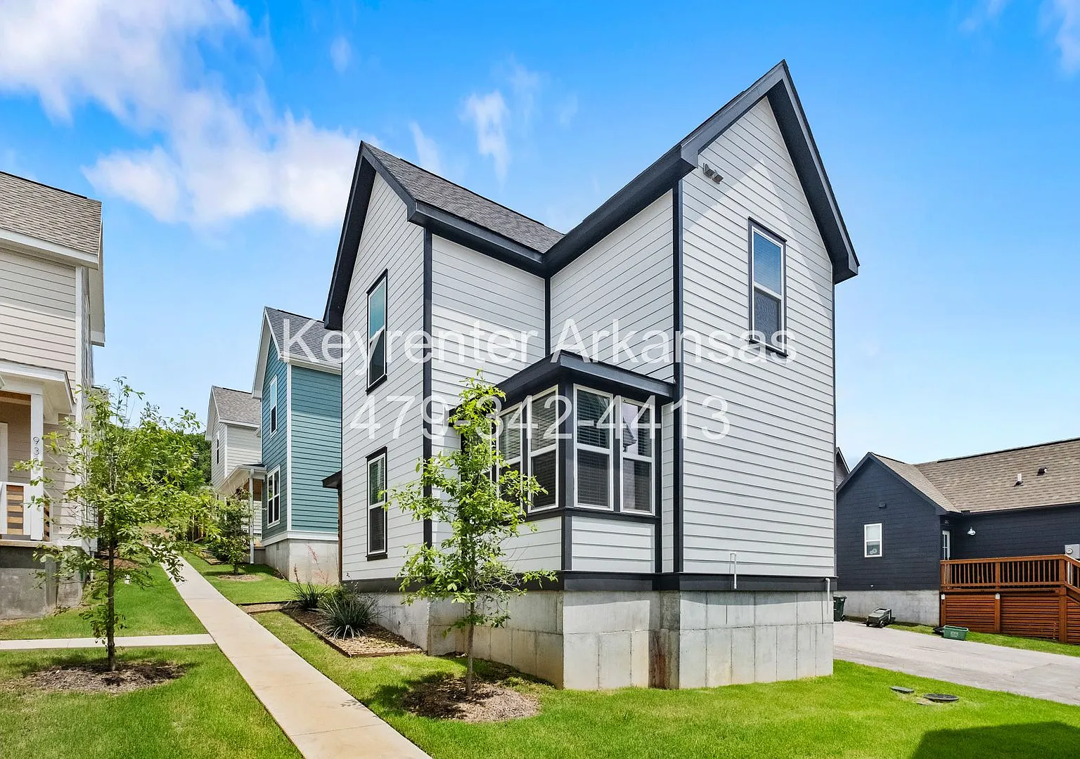 Beautiful and Modern Home! — Photo 3
