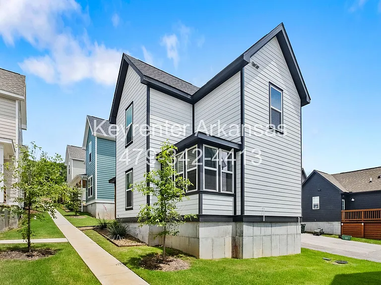 936 S Wichita Ave — Photo 3