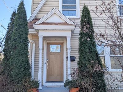 234 Park Ave, Cranston, RI, 02905