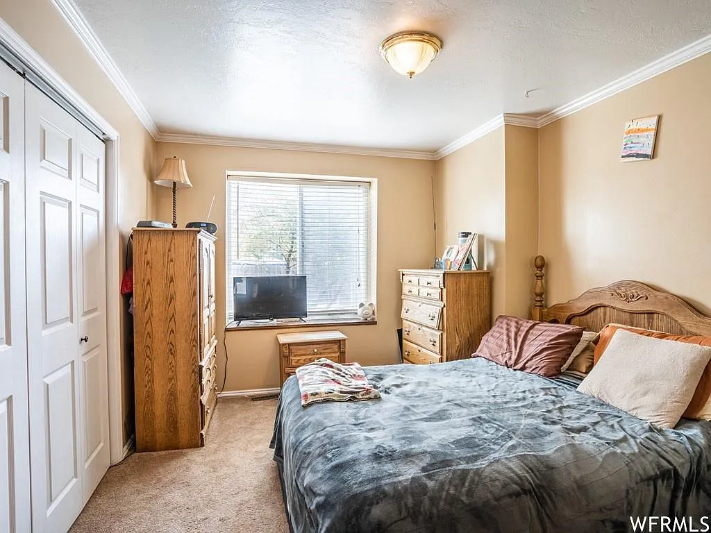 3 bed, 2000 sqft, $2,350 — Photo 4