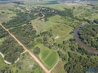 9500 E Maple St, Brandon, SD 57005