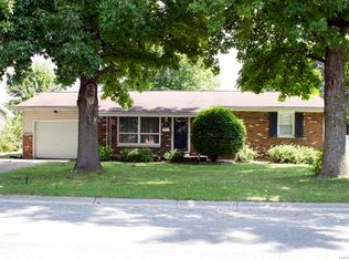 413 Sanders St, Bethalto, IL