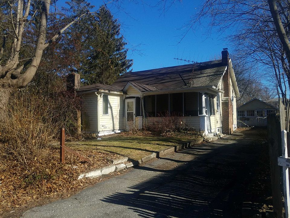 2nd image of 59 Miller Ave