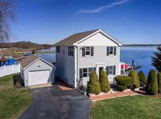 507 County Rd, Barrington, RI 02806