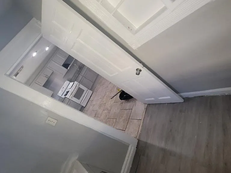 133 Smith St #2 — Photo 5
