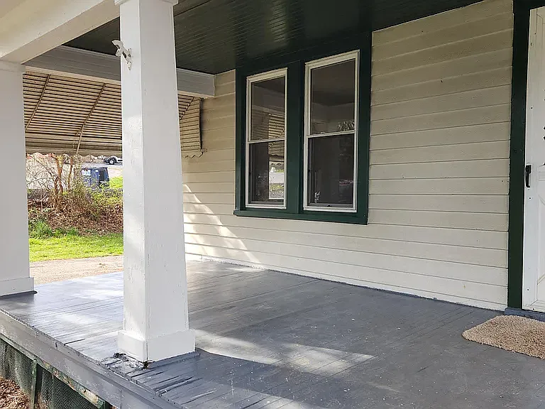 3 bed, $2,300 — Photo 4