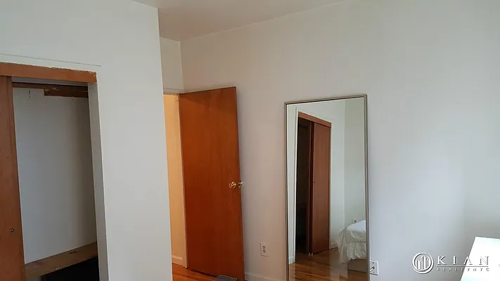 Rented by Kian Realty | media 40