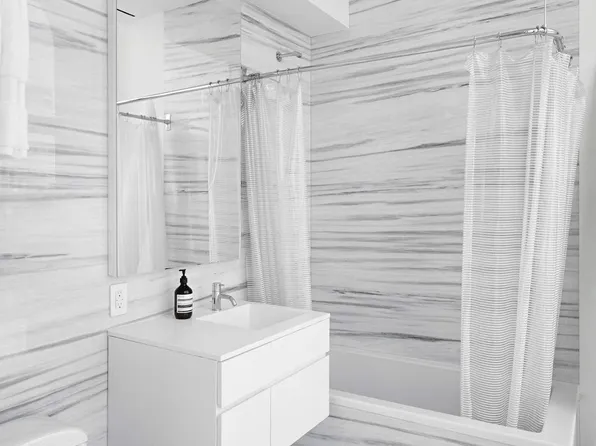 515 West 23rd Street image 23 of 26