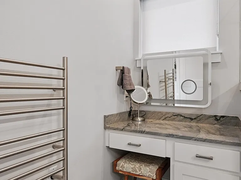 428 Northwood Dr — Photo 32