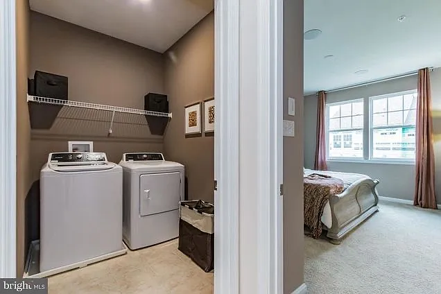 2072 Hinshaw Dr — Photo 12