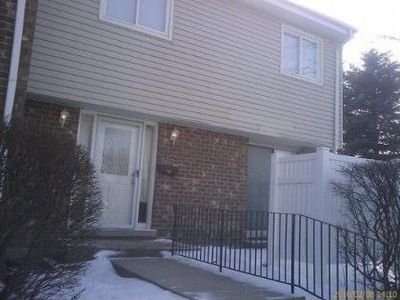 935 White Oak Ln, University Park, IL, 60484