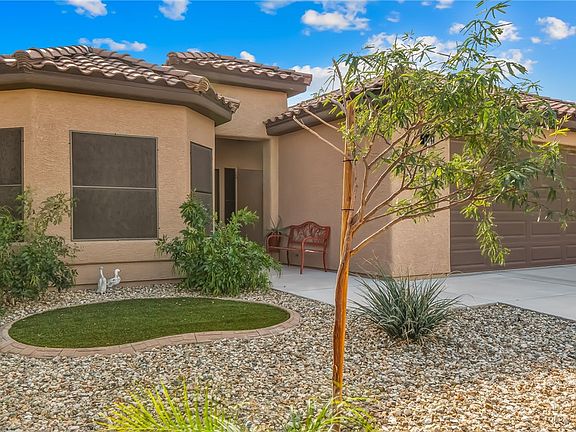 3rd image of 2034 E Kiowa Drive