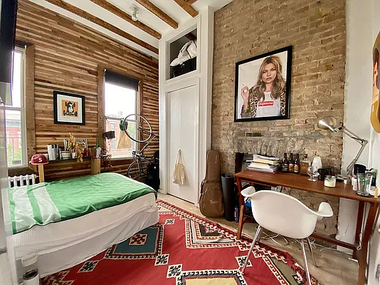 Rented by Nolita Group | media 21