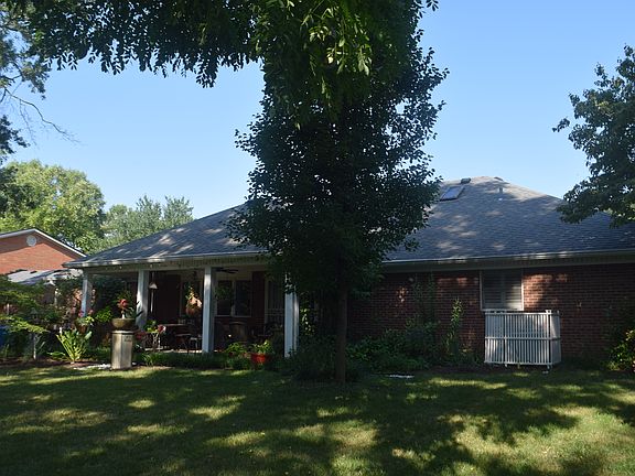 2nd image of 3468 Grasmere Dr