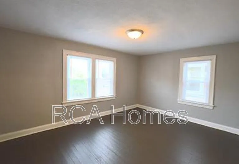 3618 Salem St — Photo 7