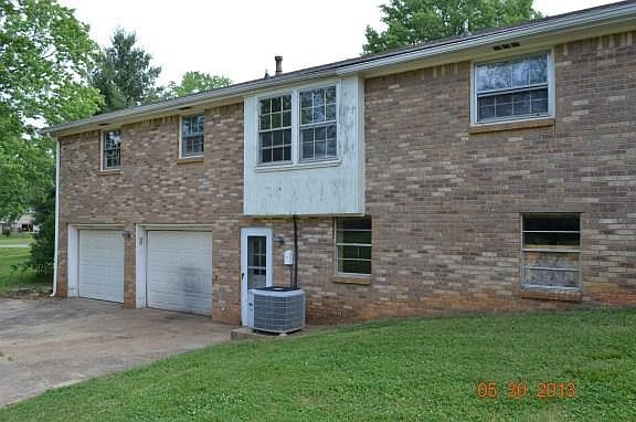 2nd image of 2150 Michael Dr
