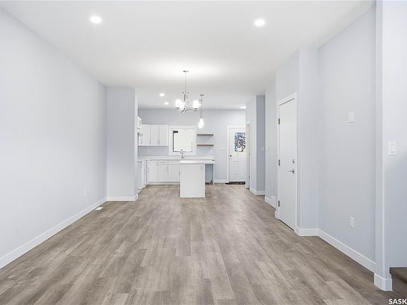 4th image of 857 Elliott STREET