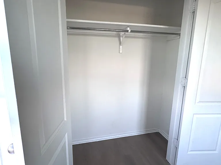 House Finch Dr — Photo 10