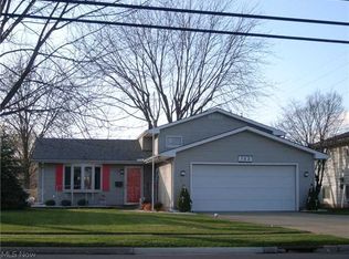 762 Abbe Rd N, Elyria, OH 44035