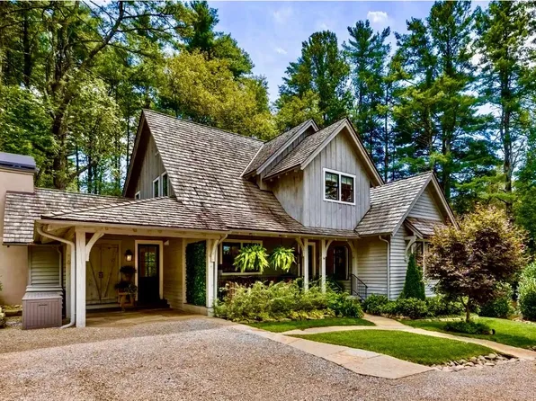 36 Old Willow Circle, Cashiers, NC 28717