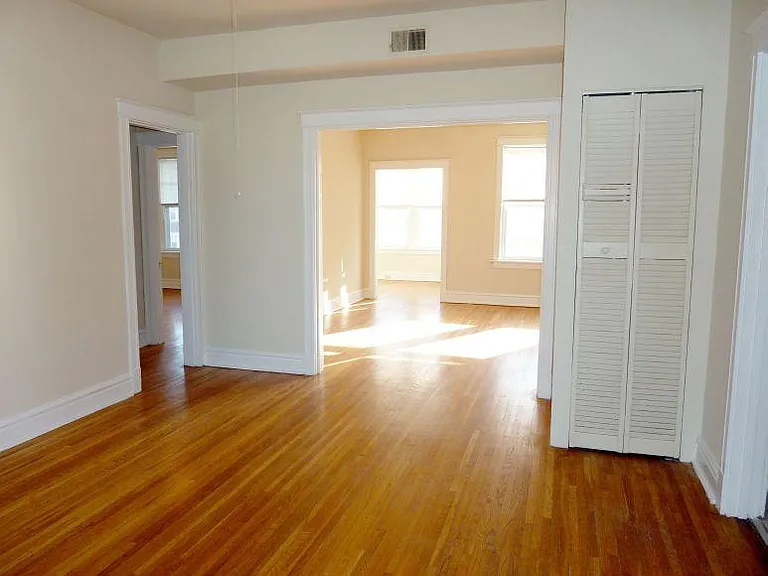 6805 Washington Ave — Photo 6