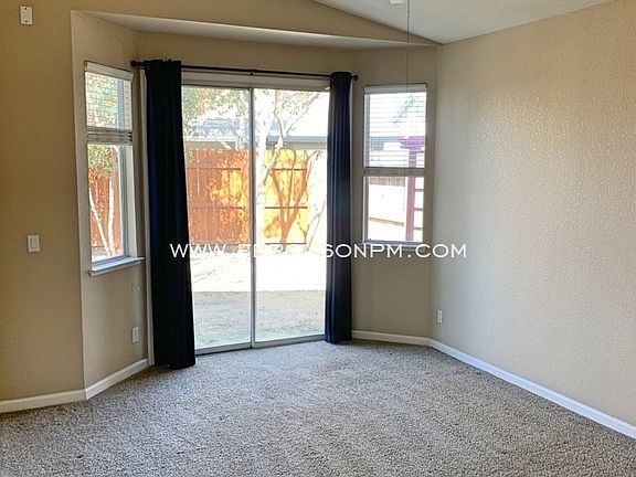 5th image of 1527 Whitstable Dr
