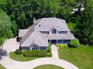 1925 NW 129th St, Clive, IA 50325
