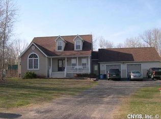 68 New Meadows Dr, Hannibal, NY 13074