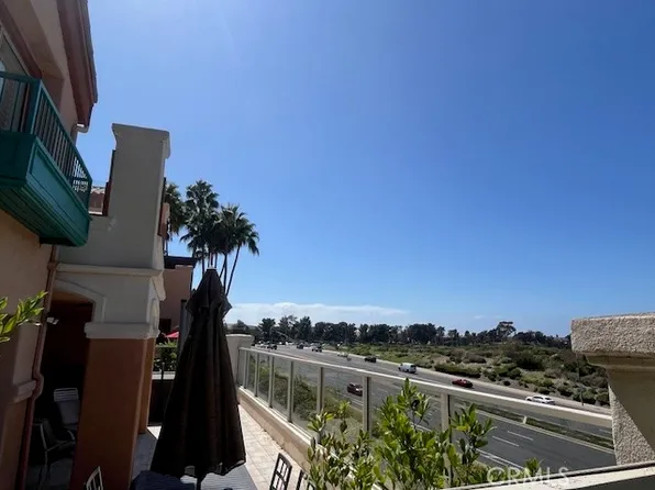 118 Villa Point Dr, Newport Beach, CA 92660