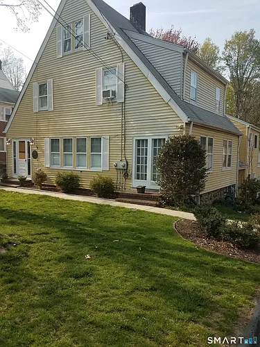 72 Maple Tree Ave #2 Photo 1