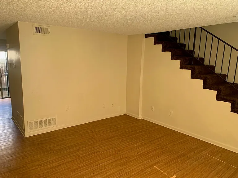 3438 Spottswood Ave #3438 — Photo 11