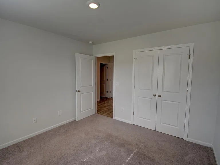 13 Evian Ct — Photo 26