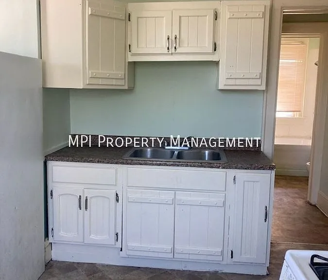 1938A N 26th St — Photo 1