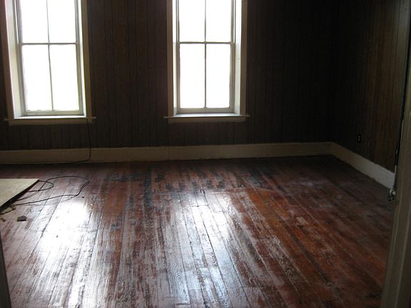 bedroom - other direction