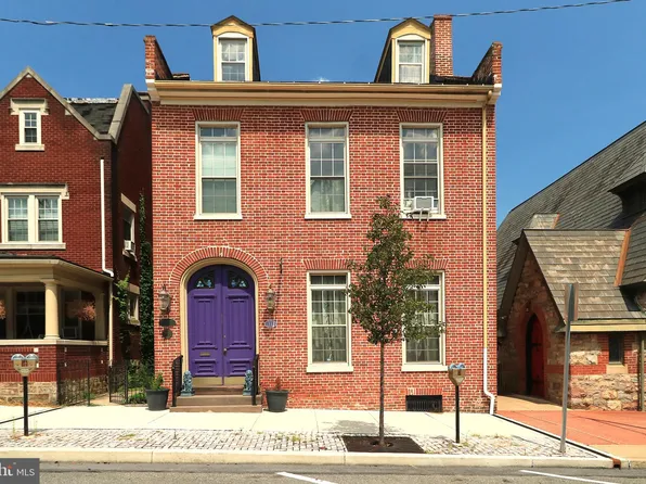 11 S Main St, Lewistown, PA 17044