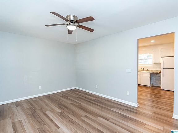 5th image of 265 13th Ave NE