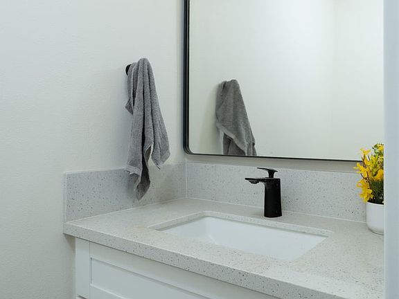 5th image of 2400 Del Mar Ave #7819