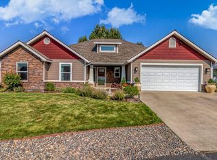 627 SE Magnoni Dr, College Place, WA 99324
