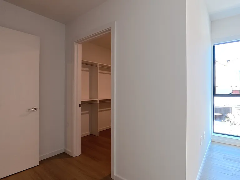 5119 Colfax Ave #201 — Photo 28